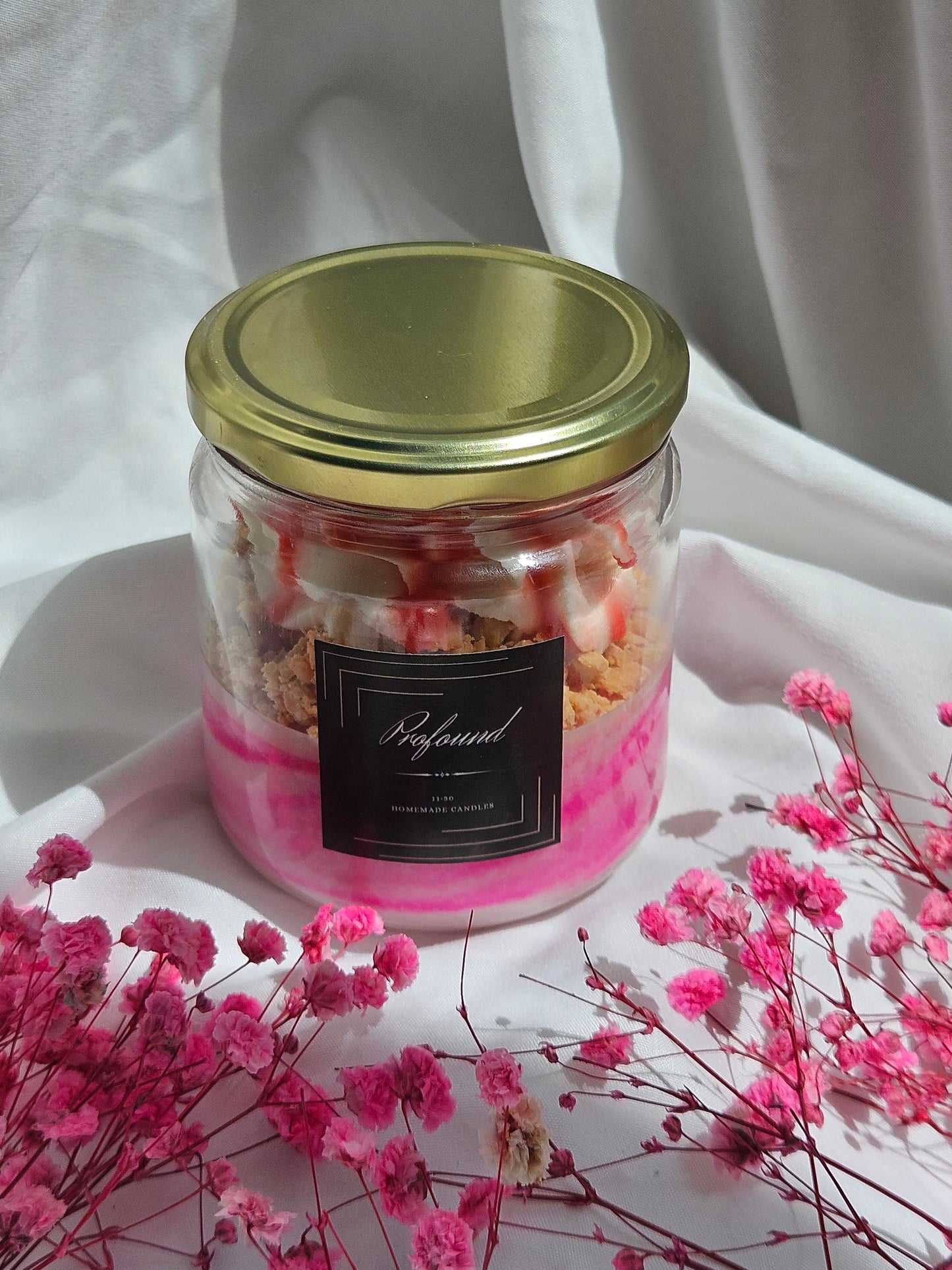 Vela Toscana- Fresas con nata - Profound Candles