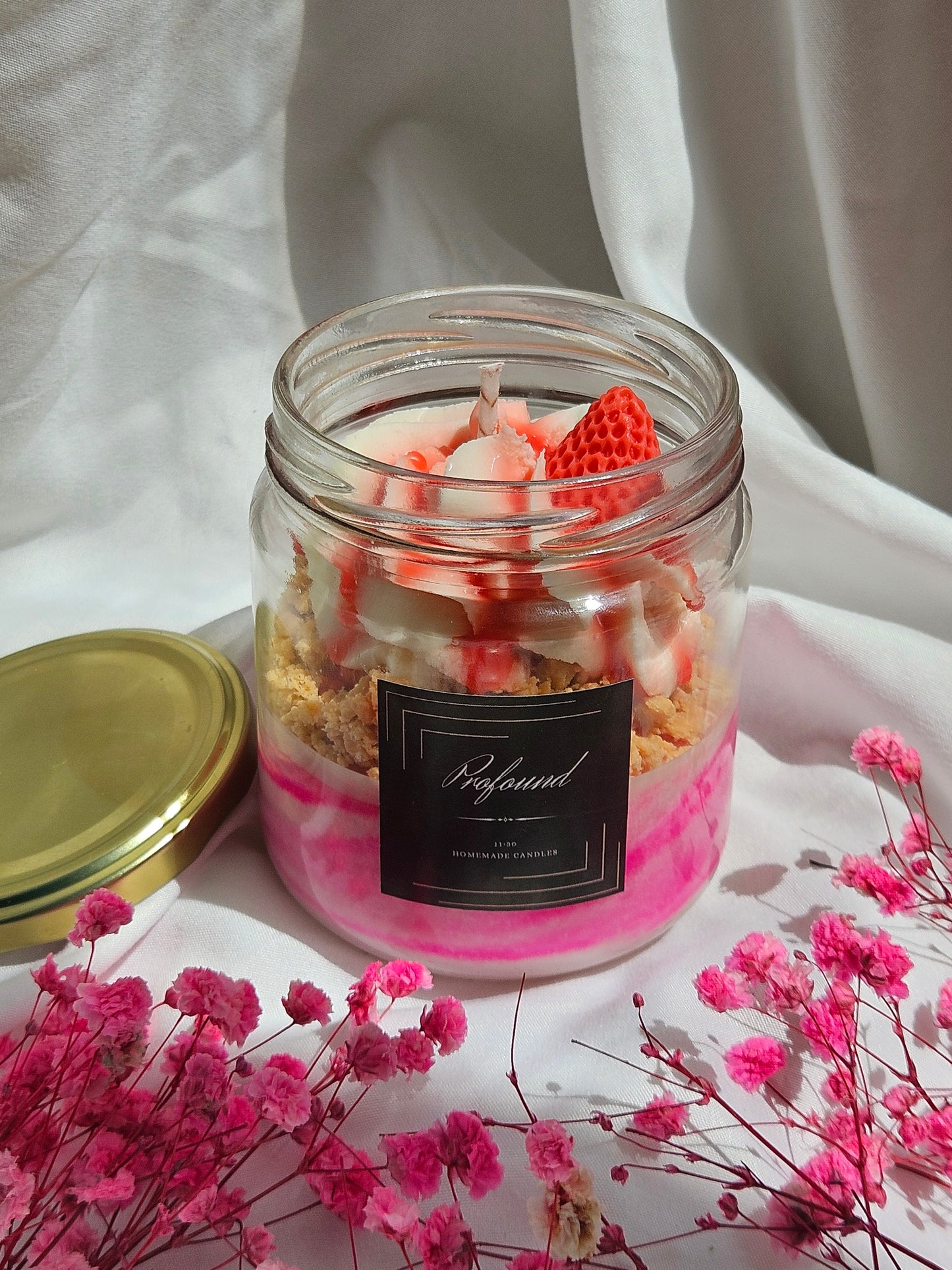 Vela Toscana- Fresas con nata - Profound Candles